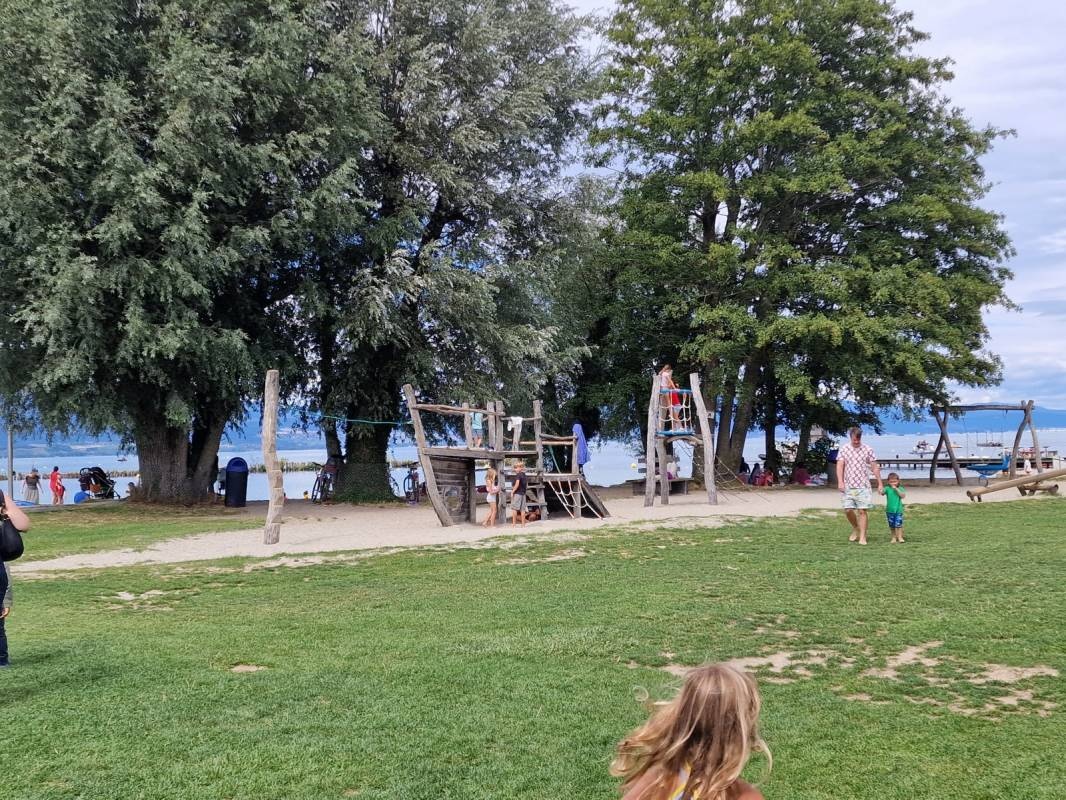 TCS Camping Estavayer La Nouvelle Plage *** — Kemp in  Estavayer-le-Lac