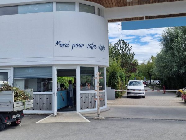 TCS Camping Estavayer La Nouvelle Plage *** — Photo 2