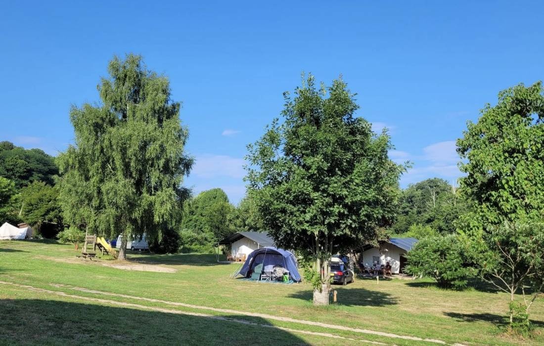 Camping Fausto — Camping Site in Crozon-sur-Vauvre
