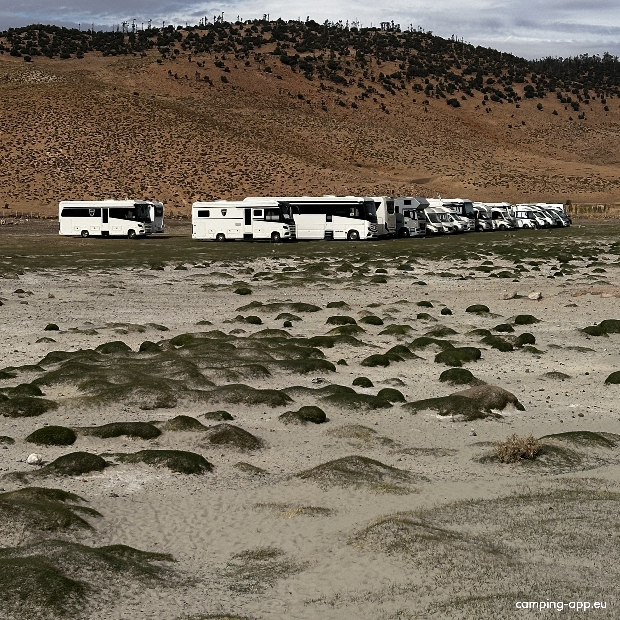Hotel Xaluca — Parkeringsplass m. overnatting in Lac Aguelmame Sidi Ali