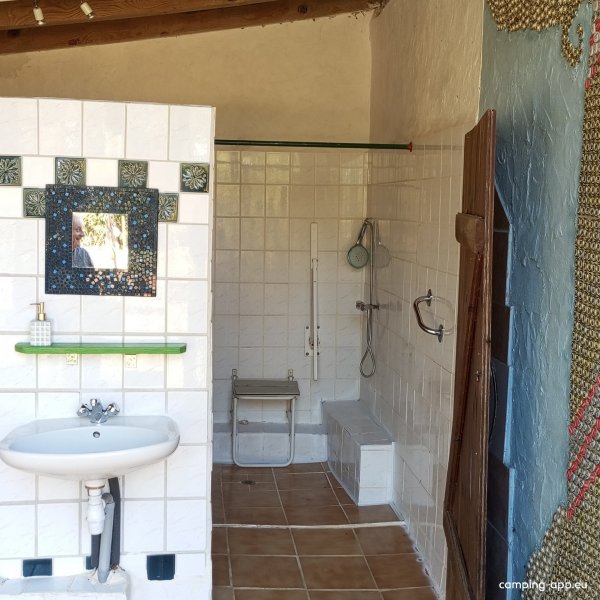 Camping et Gites Le Canard Fou — Photo 6