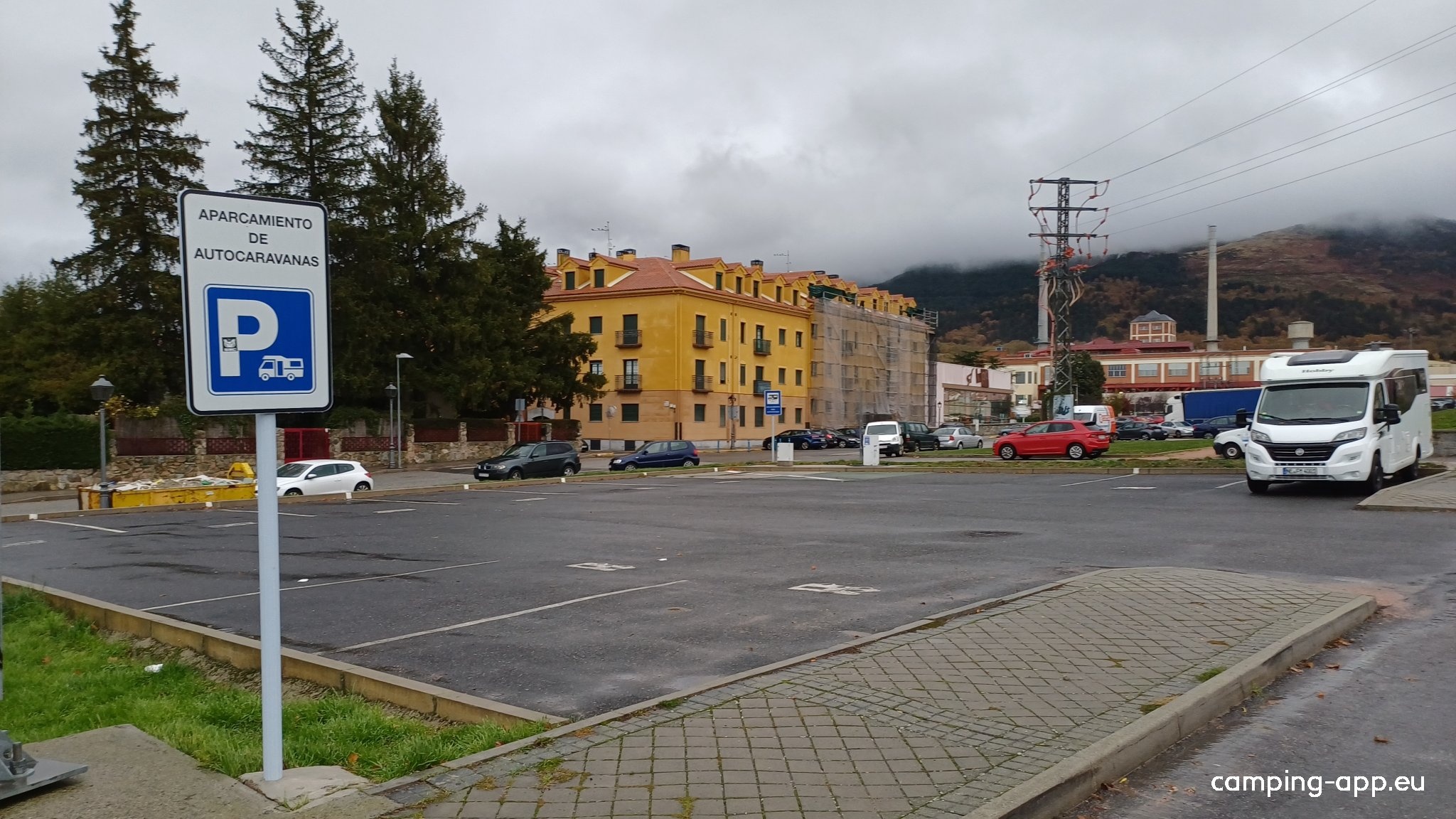 Stellplatz San Ildefonso — Area di sosta in Real Sitio de San Ildefonso