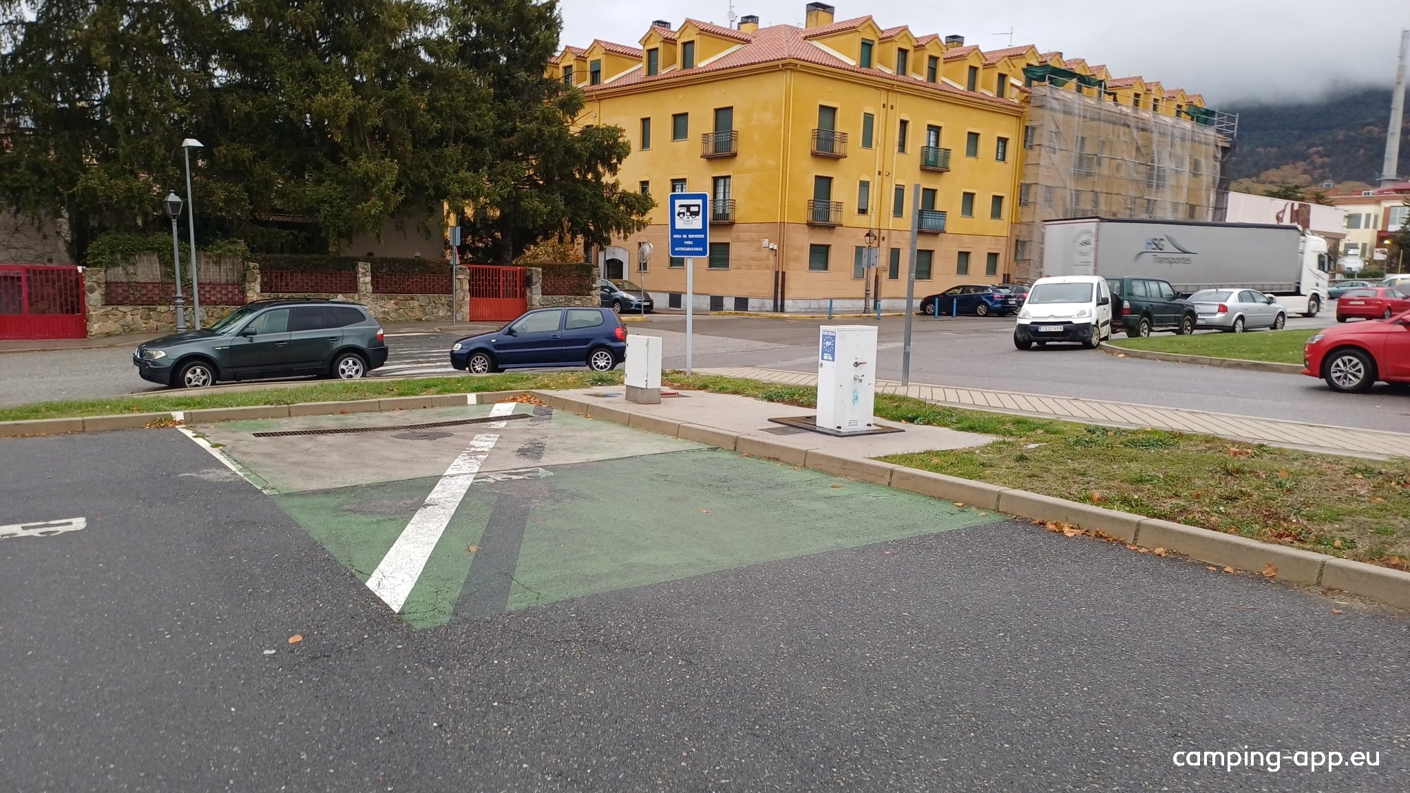 Stellplatz San Ildefonso — Місце для кемперів in Real Sitio de San Ildefonso