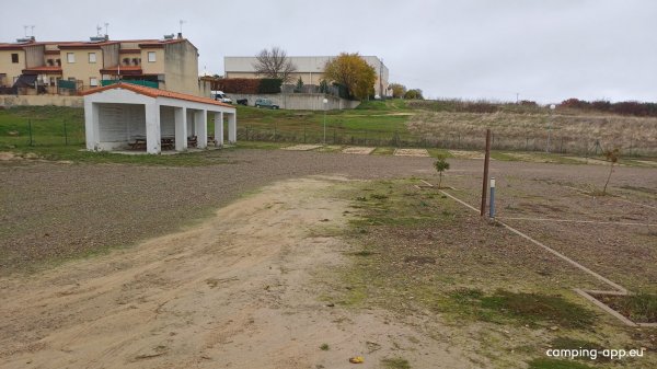 Área de servicio caravanas — Photo 6