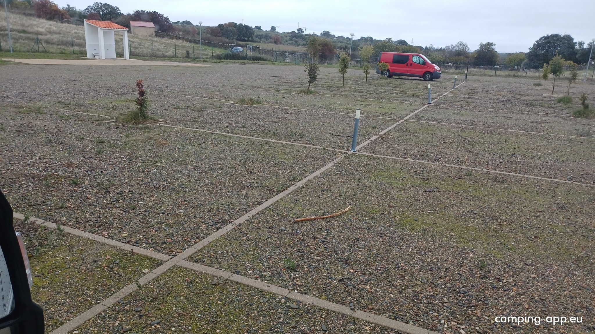 Área de servicio caravanas — Area di sosta in Serrejón