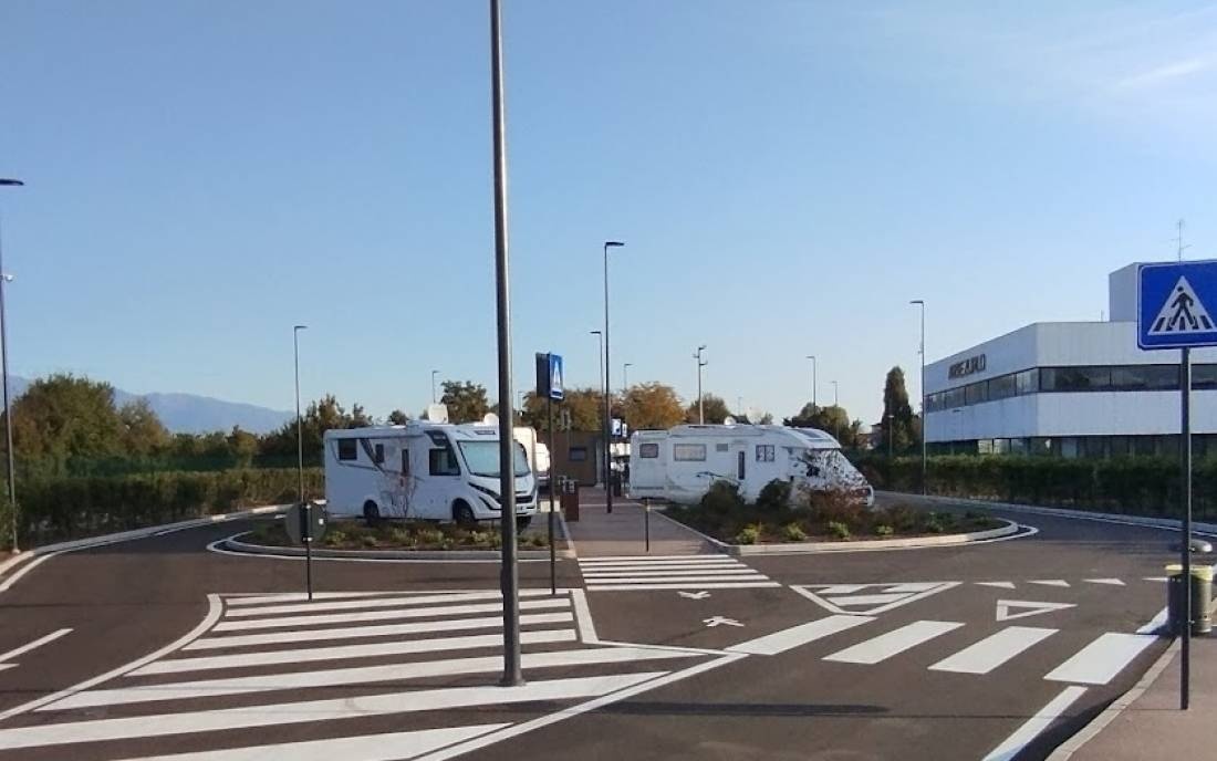 Cittadella Camper Parking Area — Stellplatz in Cittadella