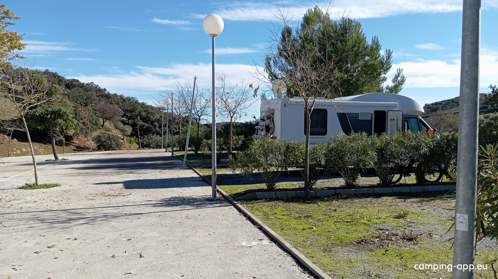 AJAbXEE5n5 — Area Autocaravanas in Fuente del Arco