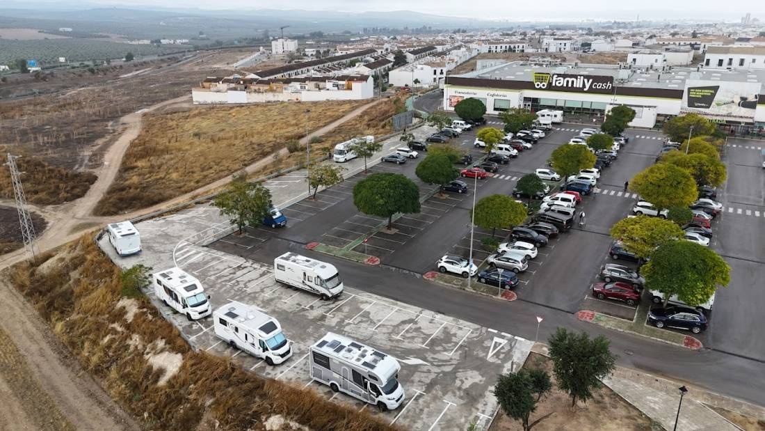 Stellplatz Osuna — Karavan Sitesi in Osuna