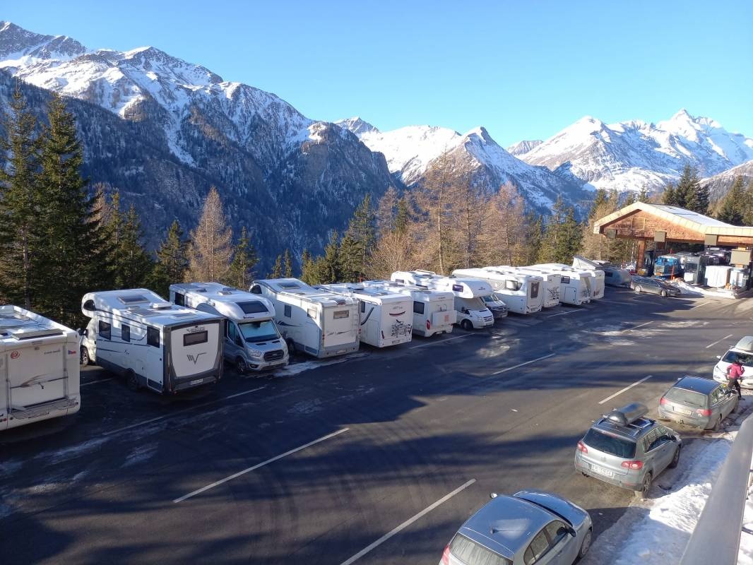 Grossglockner Panorama Camp- Mittelstation — Bobilplass in Heiligenblut