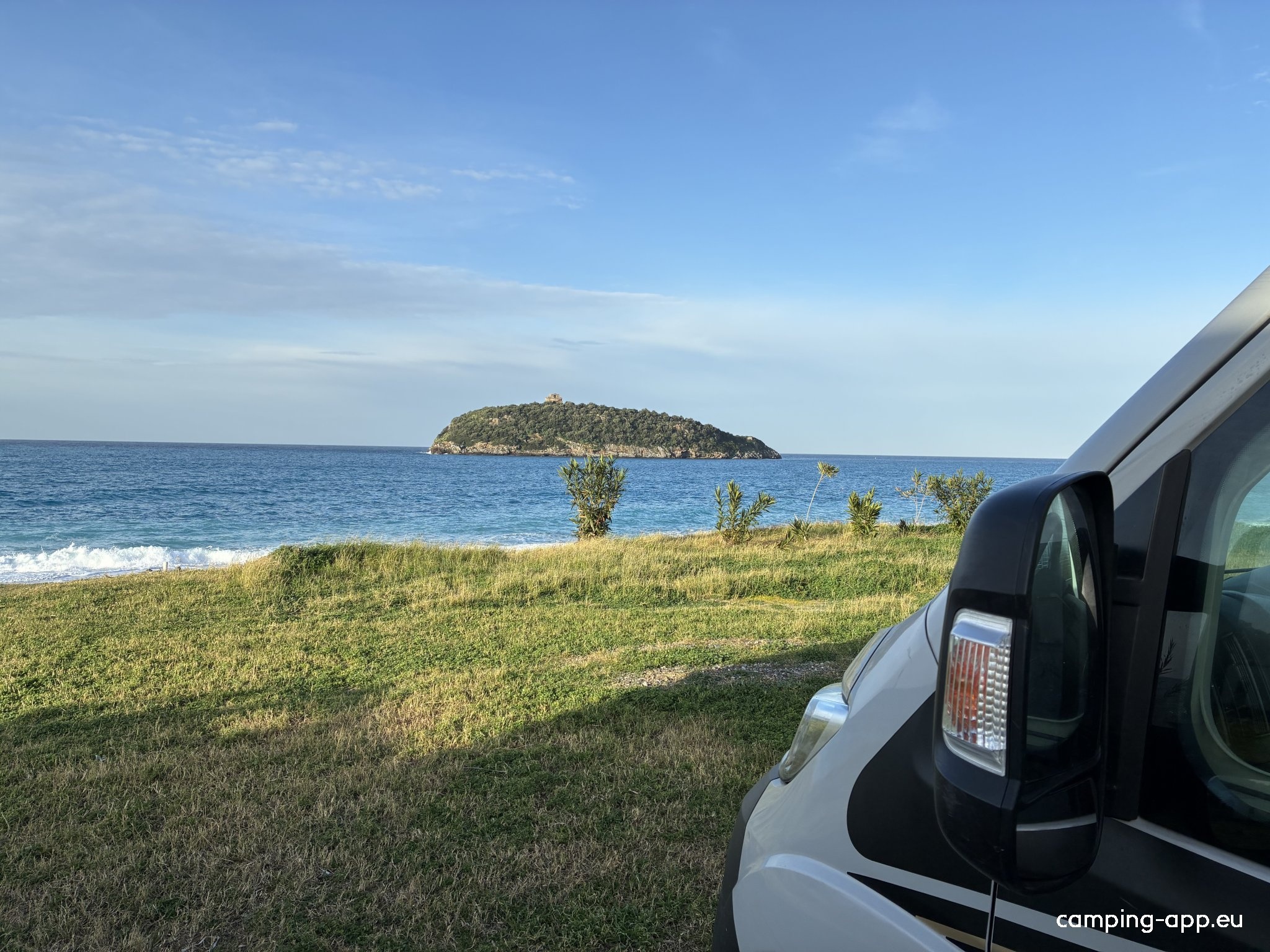 Stellplatz Lido delle Sirene — Sp. parking dla kamperów in Cucco-riviere