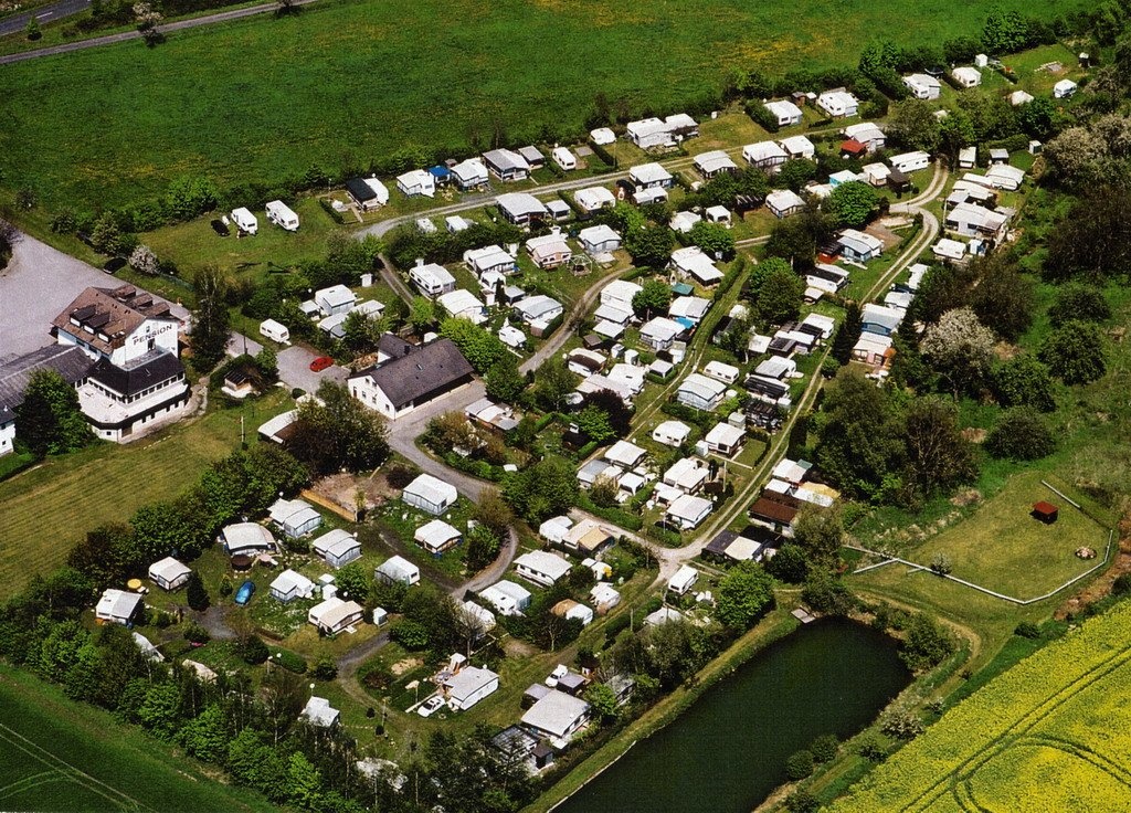 Campingplatz Burgblick — Campingplatz in Hochburg-Ach