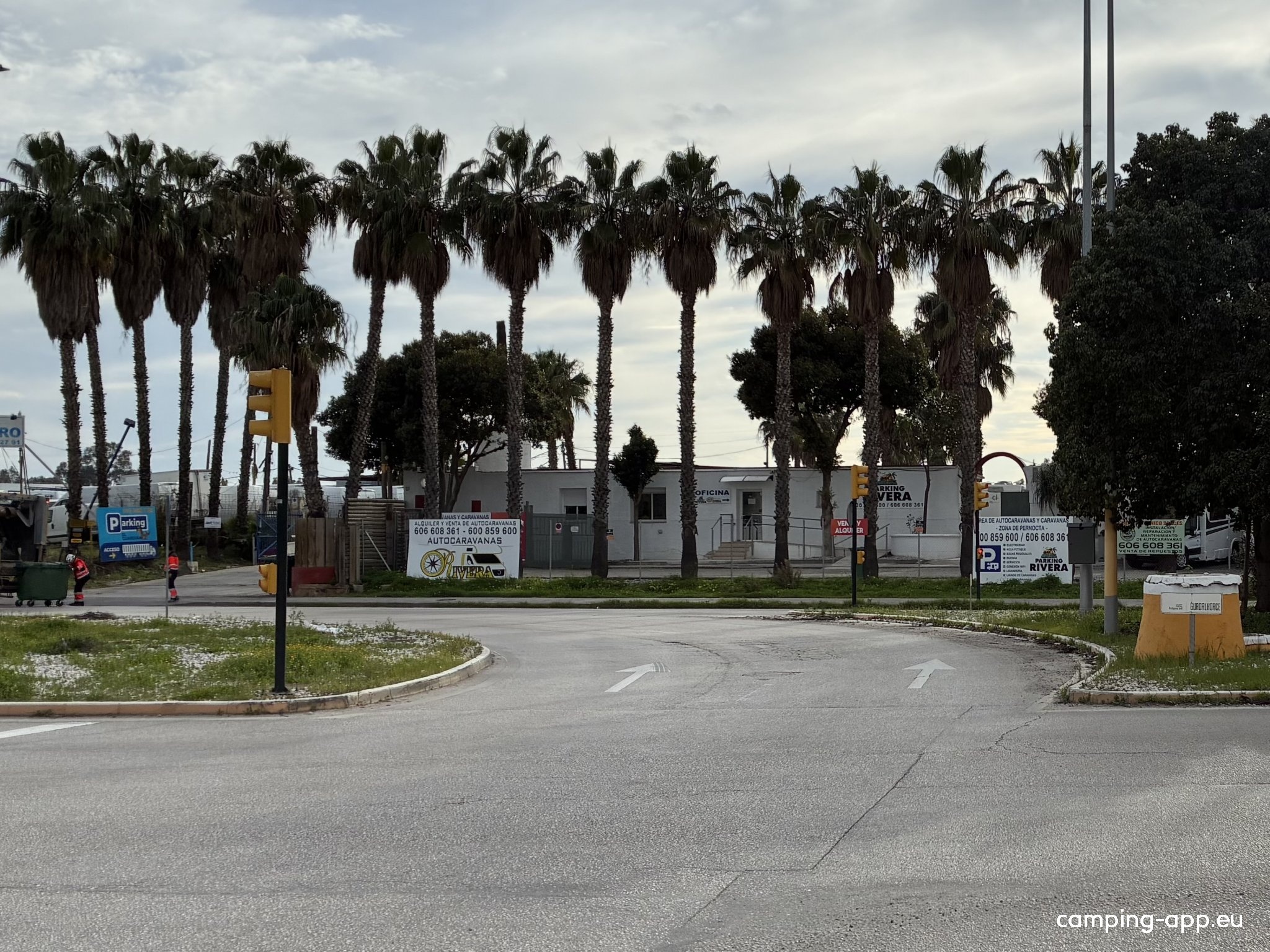 Parking Rivera — Area Autocaravanas in Málaga