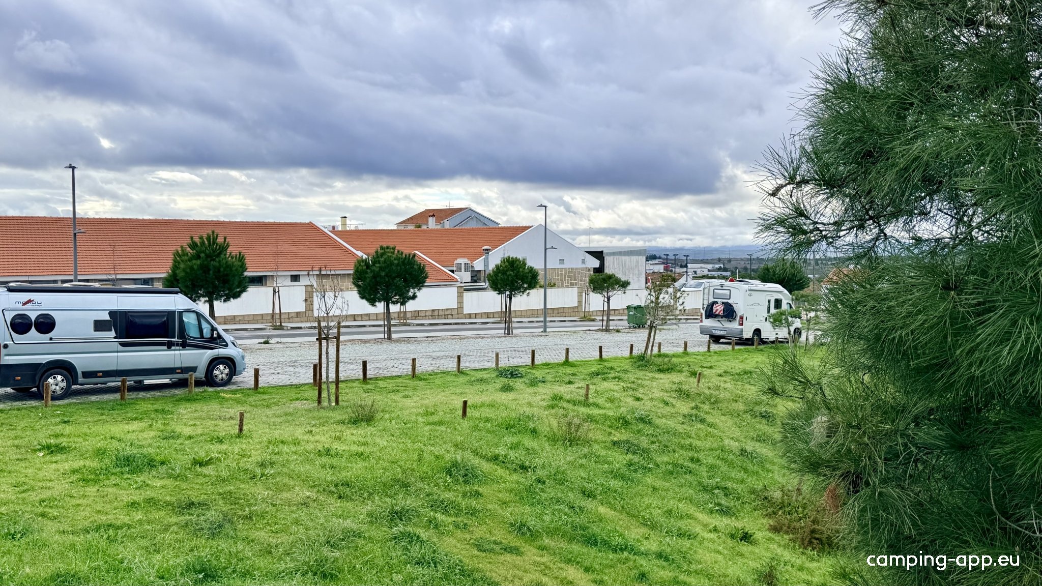 Área de Serviço de Autocaravanas — Stellplatz in Castelo Branco