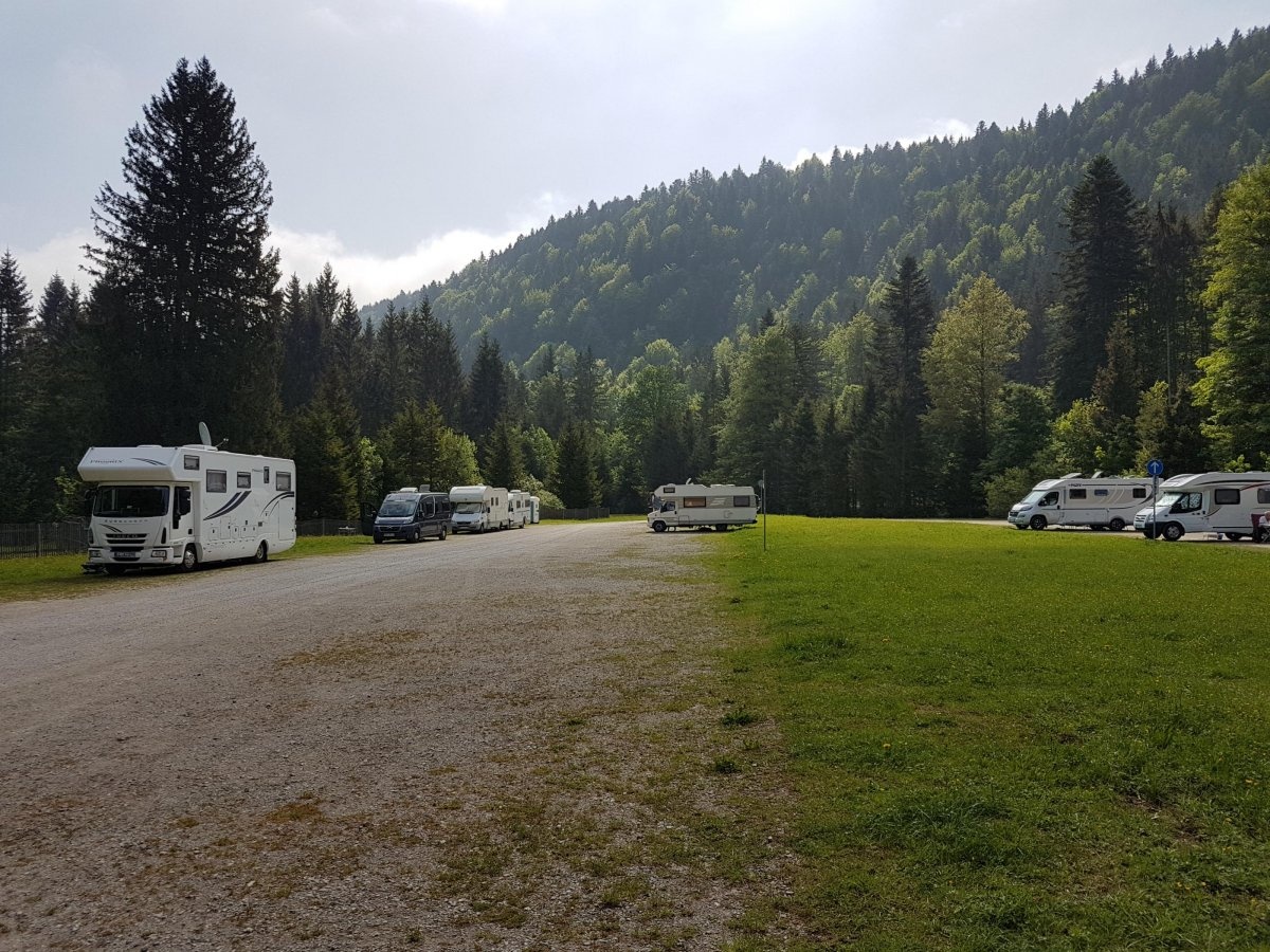 Nachtparkplatz Einsiedl — Camperplads in Walchensee