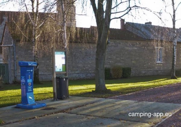 Stellplatz Courcelles-Epayelles — Photo 3