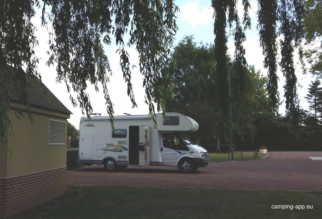 Stellplatz Courcelles-Epayelles — Area Autocaravanas in Courcelles-Epayelles