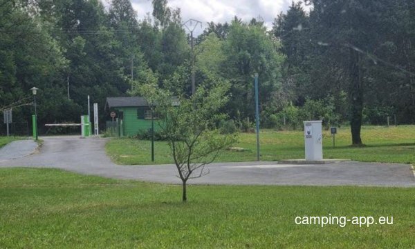 Stellplatz Ciry-Salsogne — Photo 2