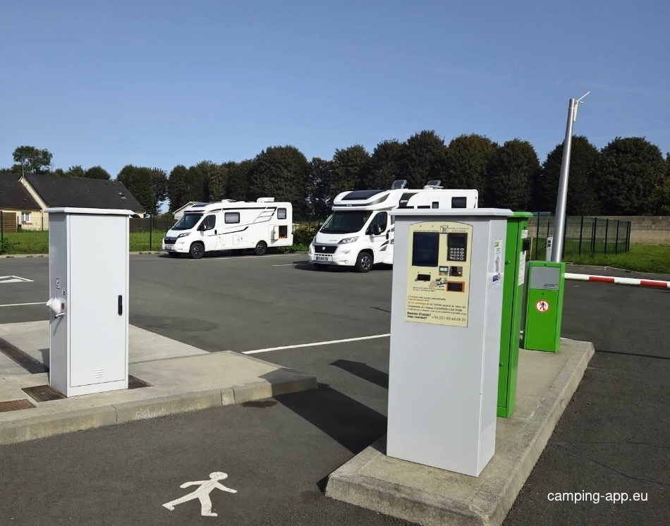 Stellplatz Formerie — Karavan Sitesi in Formerie