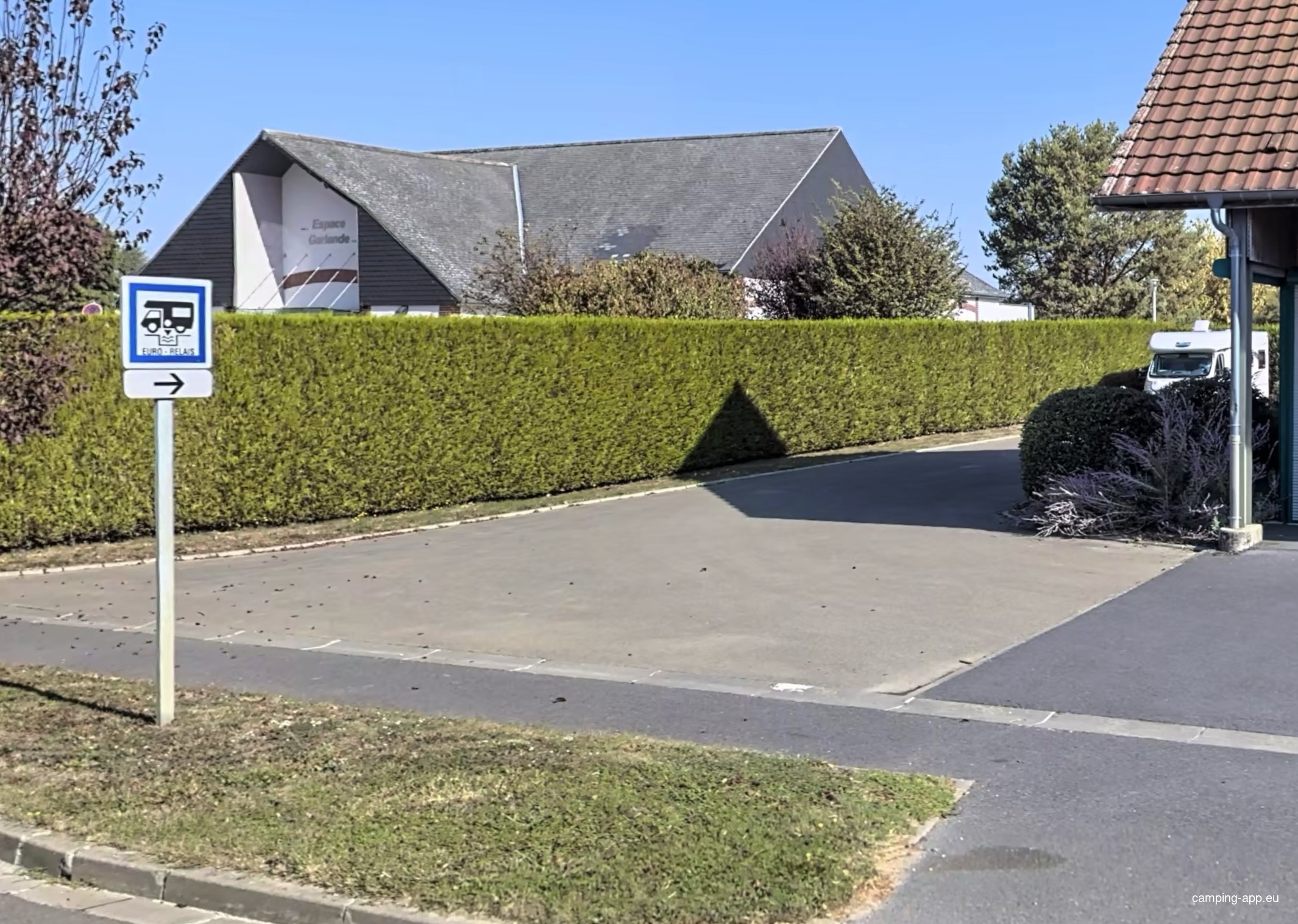 Stellplatz Le Gault-Soigny — Stellplatz in Le Gault-Soigny