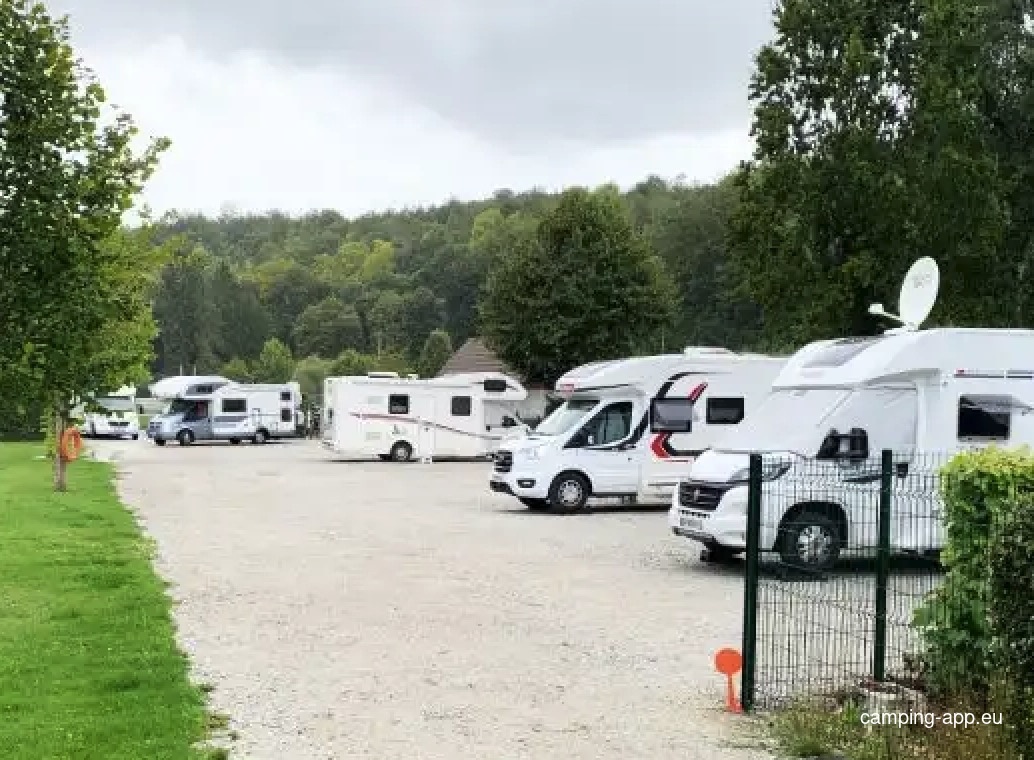 Stellplatz Lyons-la-Forêt — Karavan Sitesi in Lyons-la-Forêt