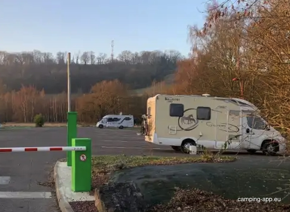 Stellplatz Incheville — Sp. parking dla kamperów in Incheville