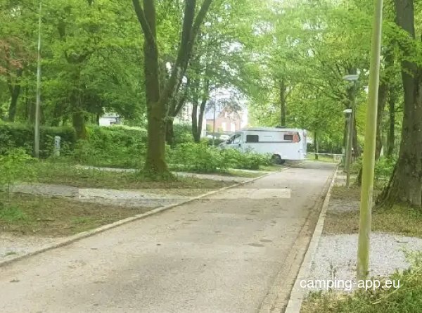 Stellplatz Couvin — Photo 3