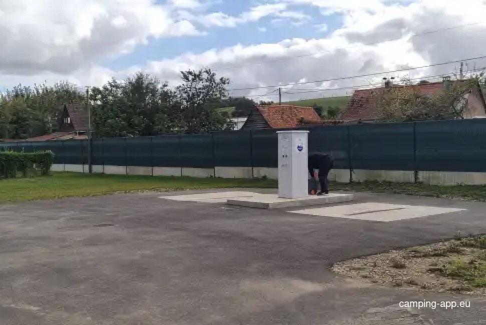 Aire Camping-Car Park de Brimeux — Campervan Site in Brimeux