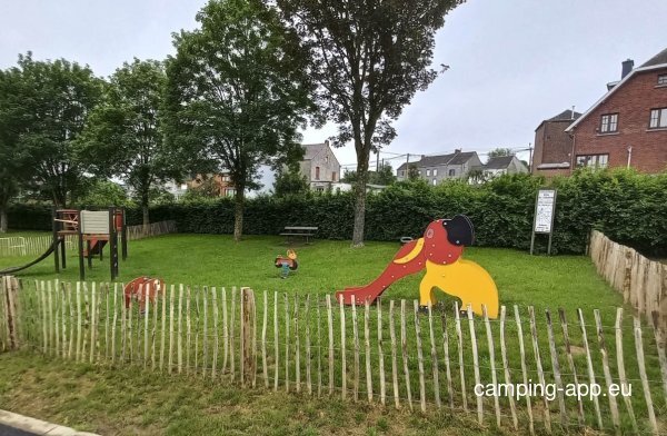 Stellplatz Couvin — Photo 2