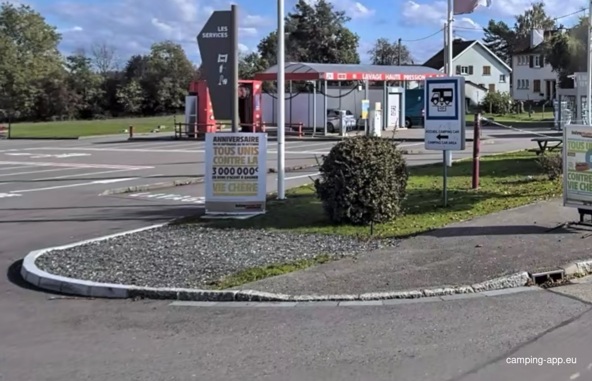 Stellplatz Darney — Karavan Sitesi in Darney