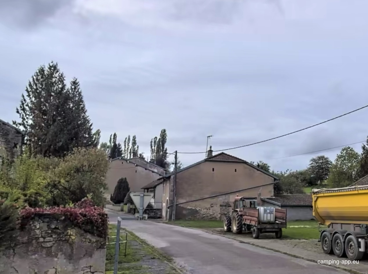 Stellplatz Passavant-la-Rochère — Campervan Site in Passavant-la-Rochère