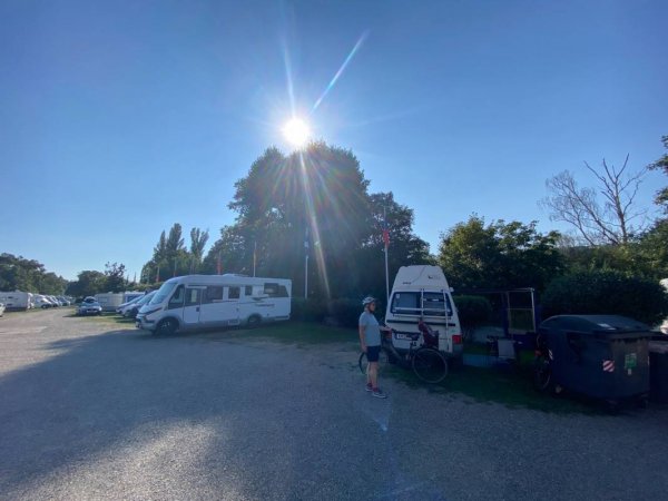 Caravan Camping — Photo 5