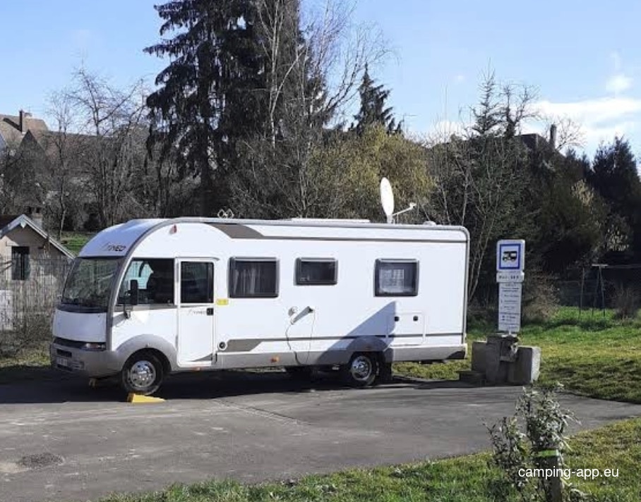 Stellplatz Ainvelle — Campervan Site in Ainvelle