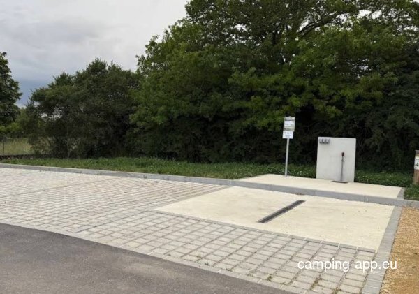 Stellplatz Ville-sur-Yron — Fotografie 2