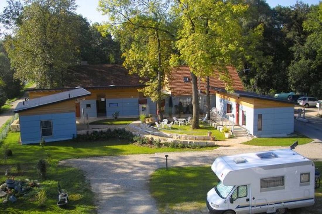 Campingplatz Isarcamping Landshut — Kamp yeri in Landshut