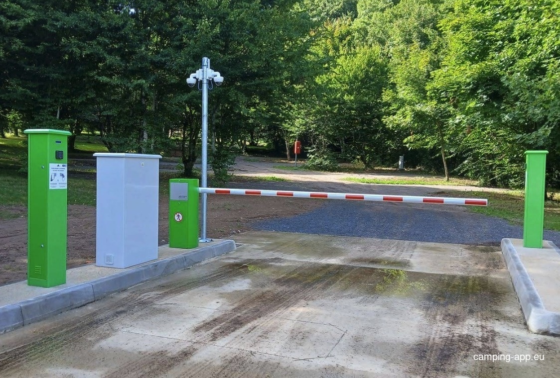 Stellplatz Saâles — Campervan Site in Saales