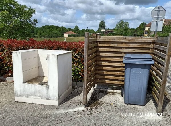 Stellplatz Ville-aux-Bois — Photo 2