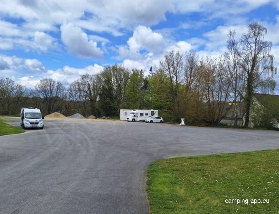 Stellplatz Elliant — Camperplads in Elliant