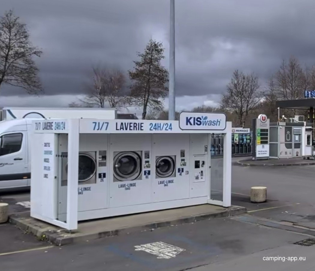 Stellplatz Rosporden — Sítio para autocaravanas in Rosporden