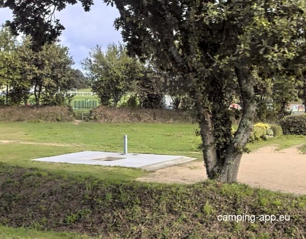 Stellplatz Plounévez-Moëdec