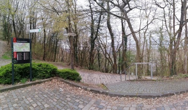 Übernachtungsparkplatz Bernkastel-Kues — Zdjęcie 2