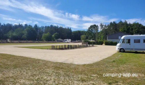 Camping-car St-André-des-Eaux — Photo 2