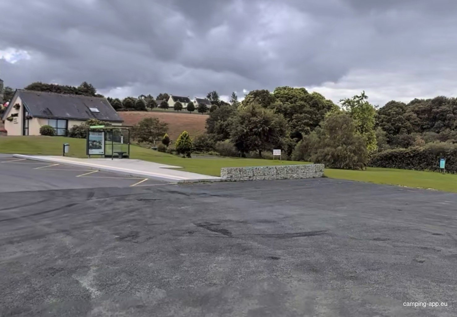 Stellplatz Trédaniel — 露营车营地 in Trédaniel