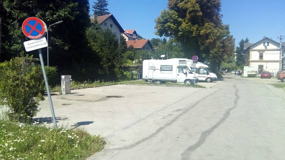 Kritzendorf Bahnhof — Sítio para autocaravanas in Klosterneuberg