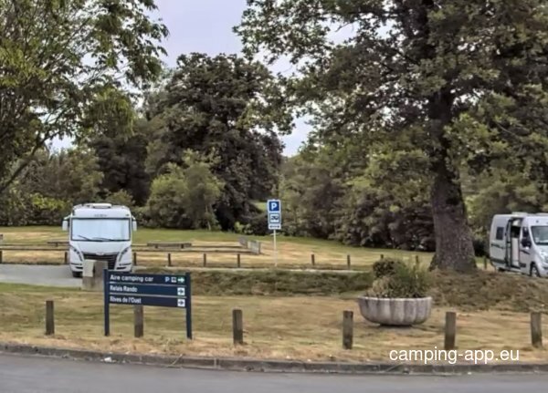 Stellplatz Saint-Caradec