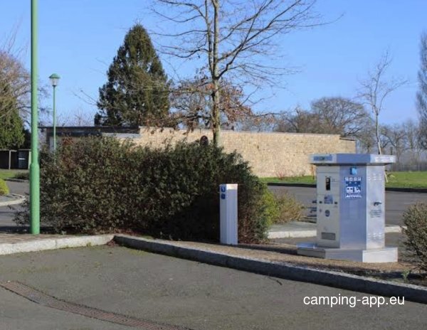 Stellplatz Val-Couesnon