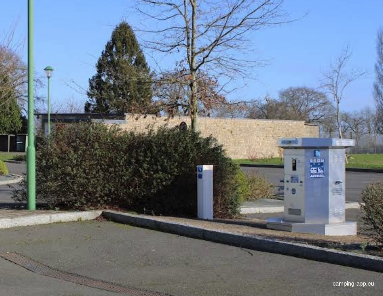 Stellplatz Val-Couesnon — Camperplaats in Val-Couesnon