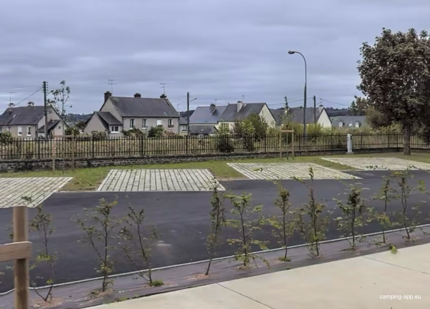 Stellplatz Pleine-Fougères — Camperplaats in Pleine-Fougères