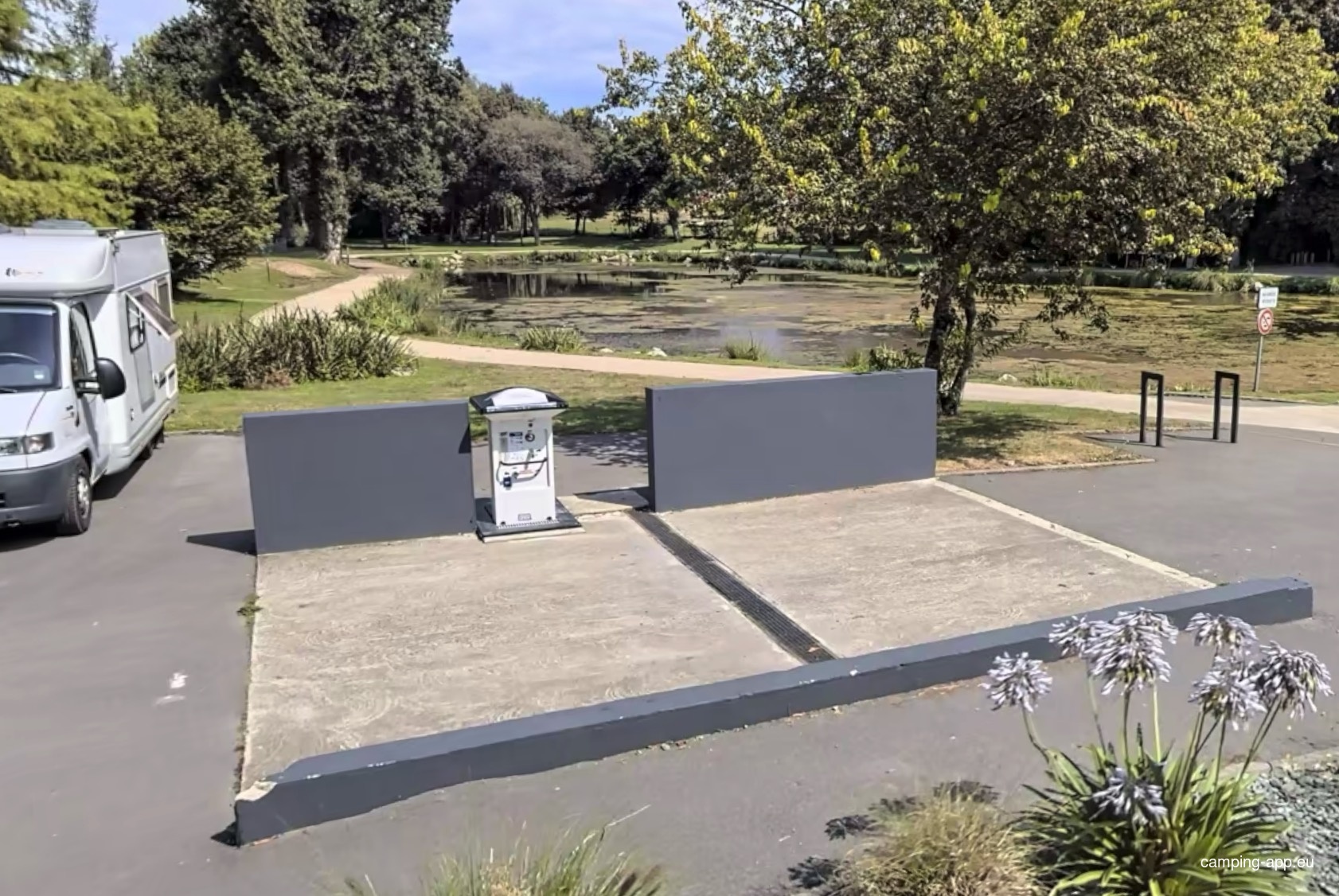Stellplatz Pluméliau-Bieuzy — Sítio para autocaravanas in Pluméliau-Bieuzy