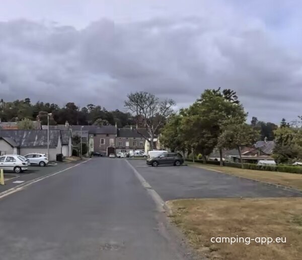 Stellplatz Balleroy-sur-Drôme