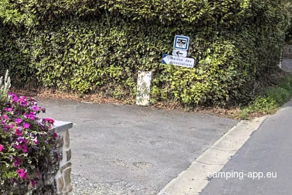 Stellplatz La Lucerne-d'Outremer — Foto 2